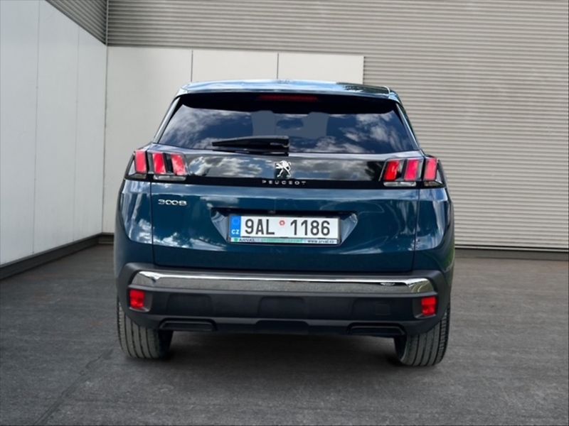 Peugeot 3008 1,5 bHDi 130 Allure - fotka 5 z 11