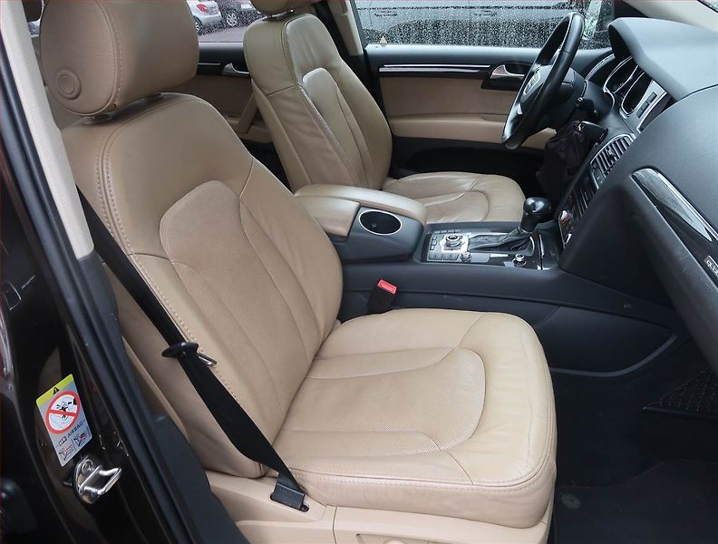 Audi Q7 (2012) 3.0 TDI, 4X4, Automat, Kůže - fotka 9 z 18