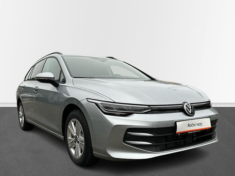 Volkswagen Golf Life 1,5 eTSI 7DSG mHEV - fotka 6 z 29