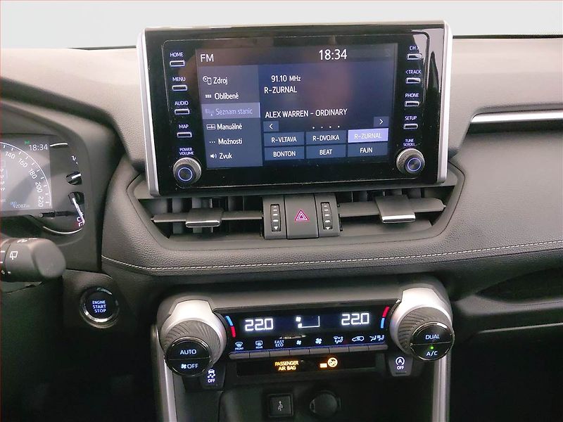 Toyota RAV4 (2022) 2.0 Valvematic - fotka 12 z 17