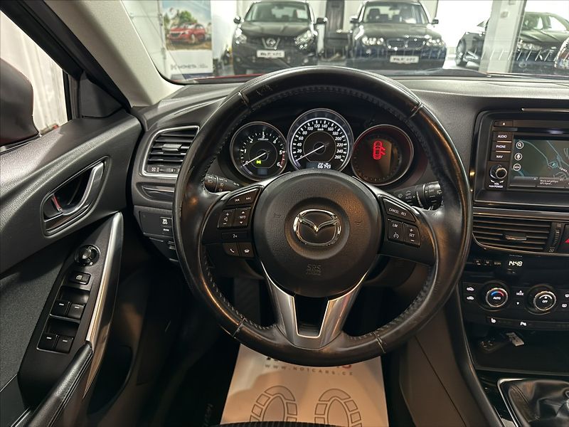 Mazda 6 2,2   D 129 kW SPORT BOSE 1.MA - fotka 27 z 43