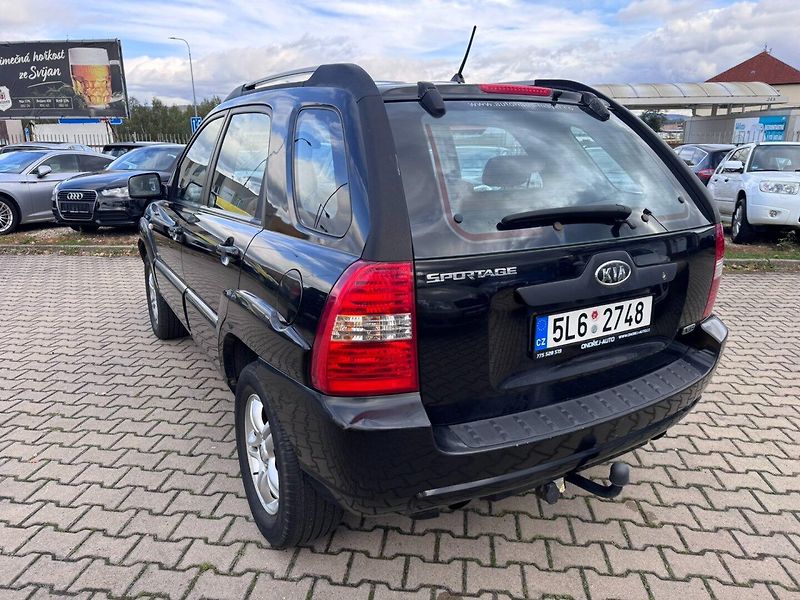 Kia Sportage (2004) 2,7i V6 129 KW AUTOMAT 4X4 - fotka 3 z 45