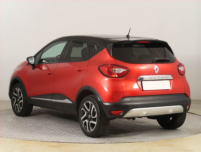 Renault Captur (2017) 1.2 TCe, Kůže, Tempomat - fotka 4 z 18
