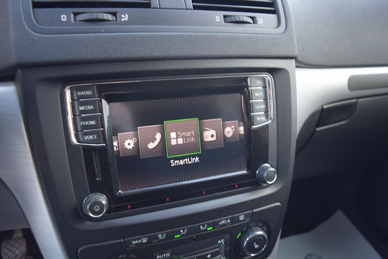 Škoda Yeti (2016) 1.4TSI 92kw AMBITION SMARTLINK - fotka 22 z 49