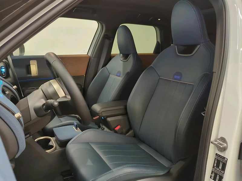 Mini Countryman C - fotka 11 z 17