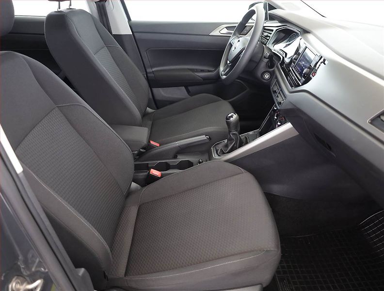 Volkswagen Polo (2020) 1.0 - fotka 7 z 17