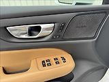 Volvo V60 2,0 T6 AWD Inscription DPH ČR - náhled 23