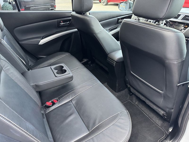 Suzuki SX4 S-Cross (2018) 1.4i BoosterJet AWD LED Navi - fotka 22 z 50