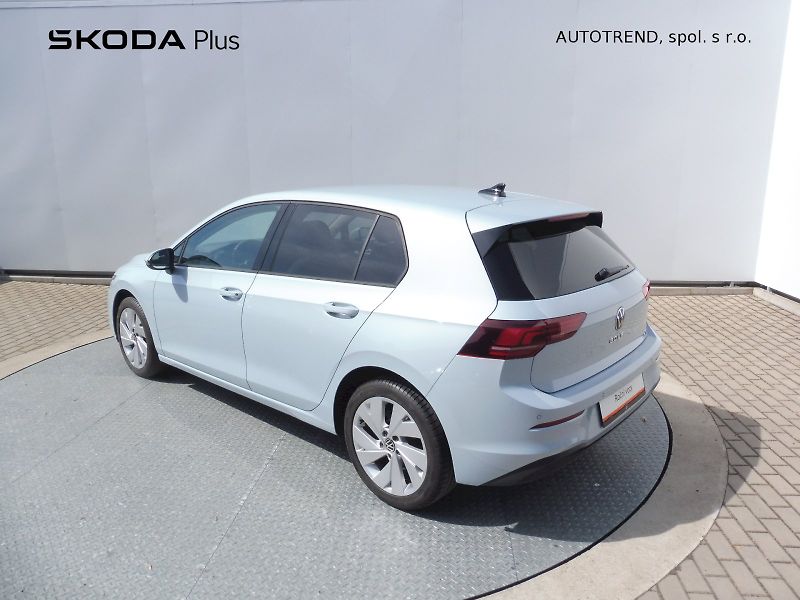 Volkswagen Golf (2025) People 1,5 TSI 85kW mHEV DSG - fotka 22 z 26