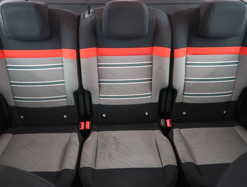 Citroën Berlingo (2019) Feel 1.5 BlueHDi, 5Míst, ČR - fotka 10 z 17