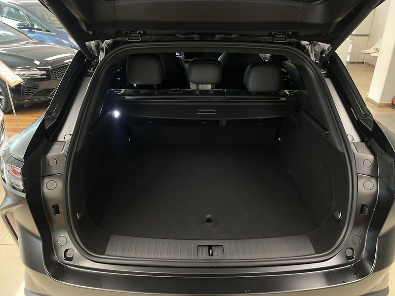 Omoda 9 (2026) Omoda 9 PHEV Premium  - fotka 16 z 52