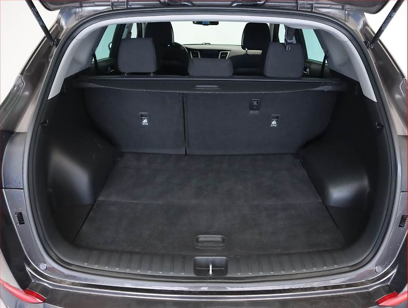 Hyundai Tucson (2016) Style 1.7 CRDi, Serv.kniha - fotka 14 z 19