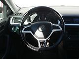 Škoda Rapid (2014) 1.6 TDi, ČR, AC, tažné - náhled 13