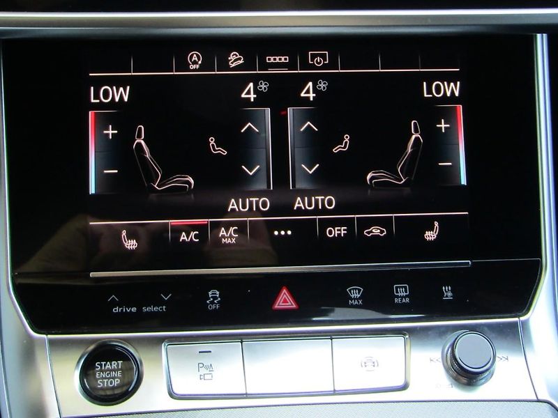 Audi A6 Allroad (2024) 50 TDI quattro - fotka 29 z 30