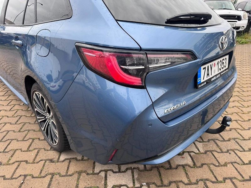 Toyota Corolla (2019) 1,2i 85KW TURBO SPOJKA 2. MAJ - fotka 12 z 50
