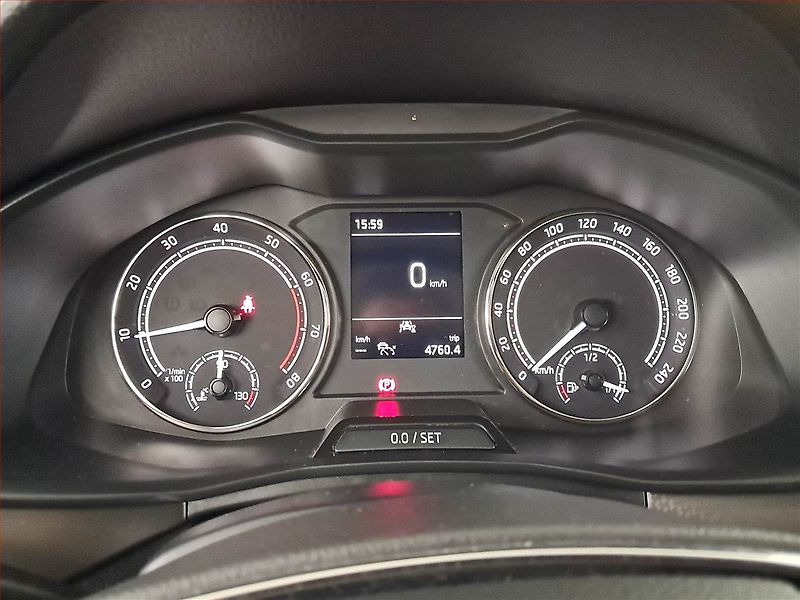 Škoda Kamiq (2022) Style 1.0 TSI, ČR,1.maj - fotka 11 z 20