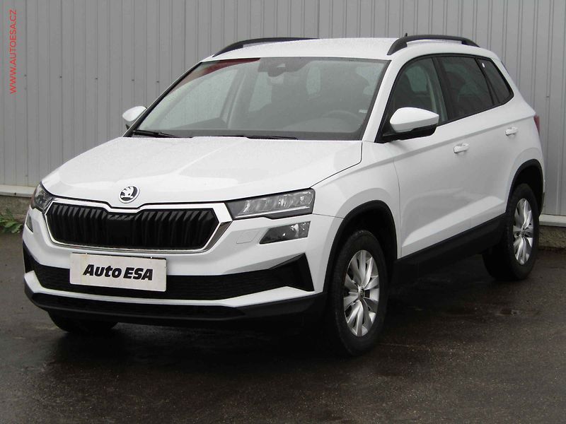 Škoda Karoq (2025) 2.0 TDi, 1.maj,ČR, Fresh - fotka 3 z 22