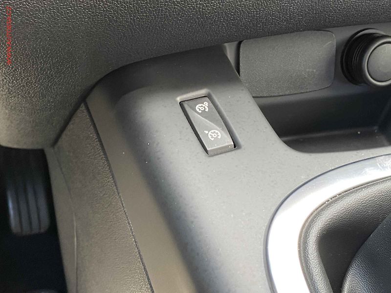 Renault Mégane (2013) 1.6i, 1.maj,ČR, servis.kniha - fotka 13 z 18