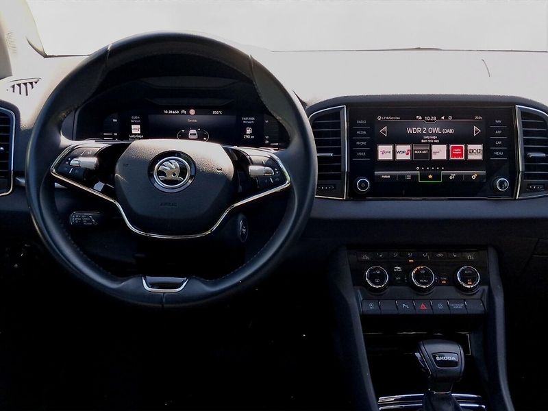 Škoda Karoq 1.5 TSI DSG Kamera Keyless ACC - fotka 7 z 13