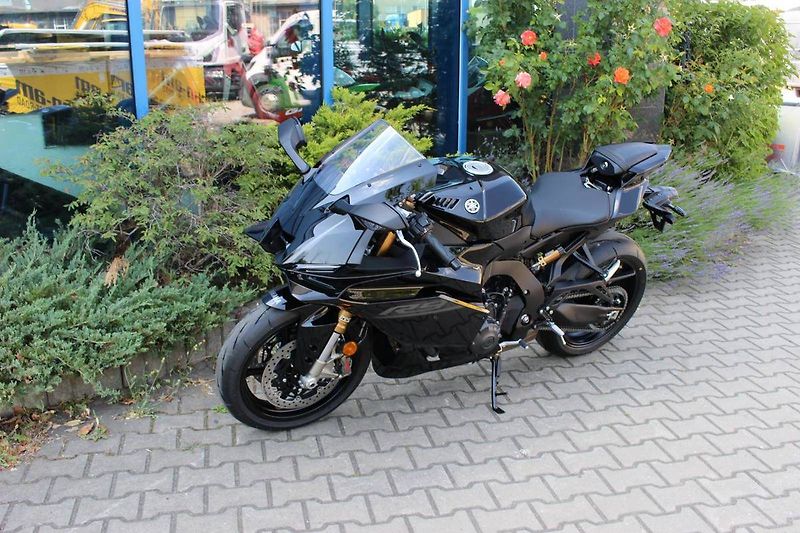 Yamaha (2026) YZF-R9 2026 SKLADEM - fotka 8 z 10