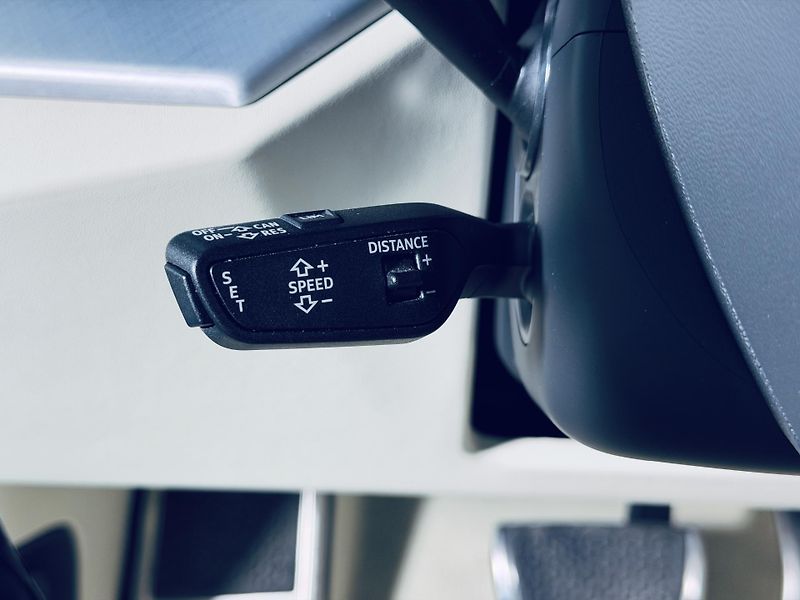 Lamborghini Urus (2024) S 23 MASAŽ HUD CARBON ZÁRUKA - fotka 31 z 50