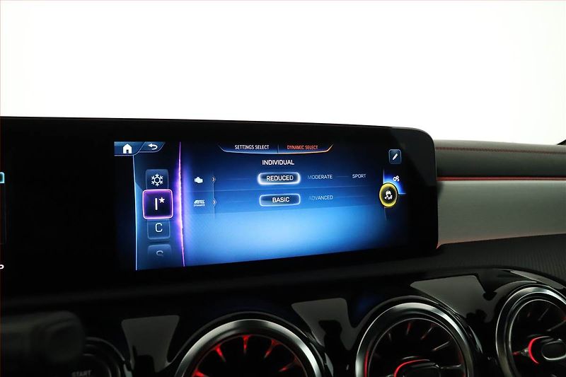 Mercedes-Benz CLA (2025) 35 AMG, 35 AMG, KEYLESS - fotka 14 z 19