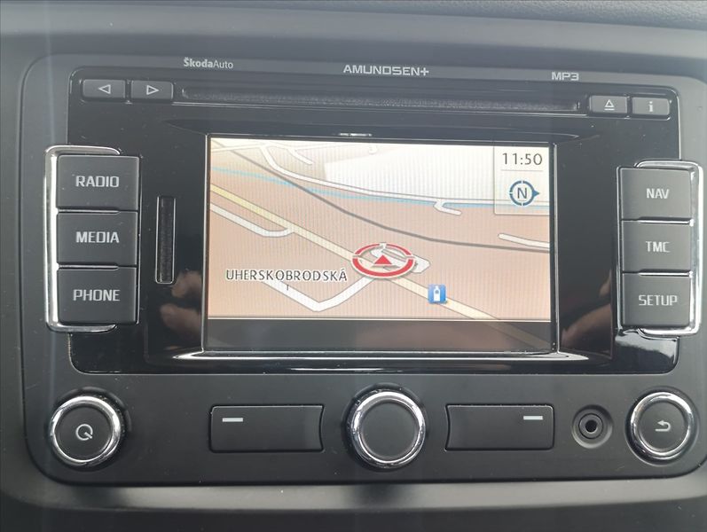 Škoda Yeti 1,6 TDi Navi Klima Tempomat - fotka 18 z 33