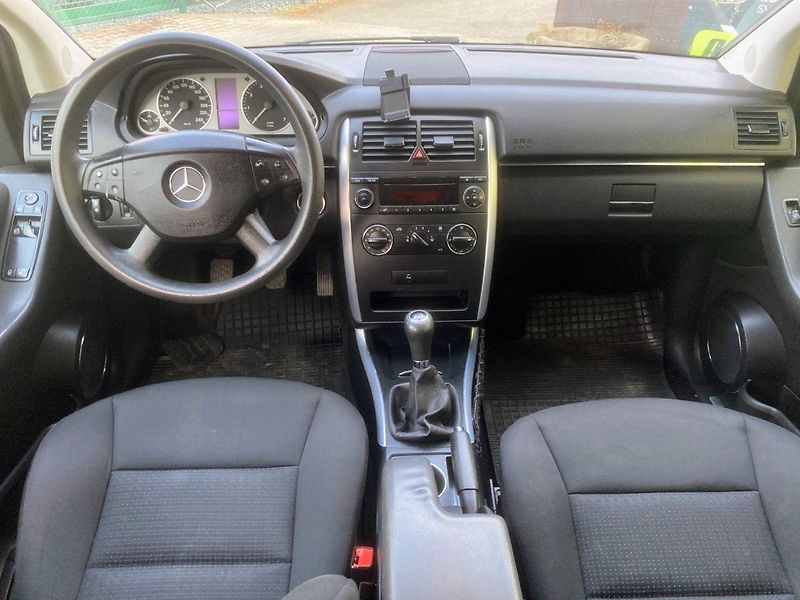 Mercedes-Benz Třídy B 1,7i (85kW) *STK DO 8/2027* - fotka 8 z 17
