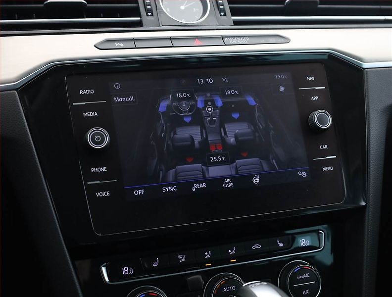 Volkswagen Passat (2017) 2.0 TDI, Automat, Kůže, Navi - fotka 15 z 21