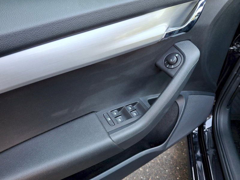 Škoda Octavia (2019) Ambition 1,5TSi 110kW - fotka 25 z 30