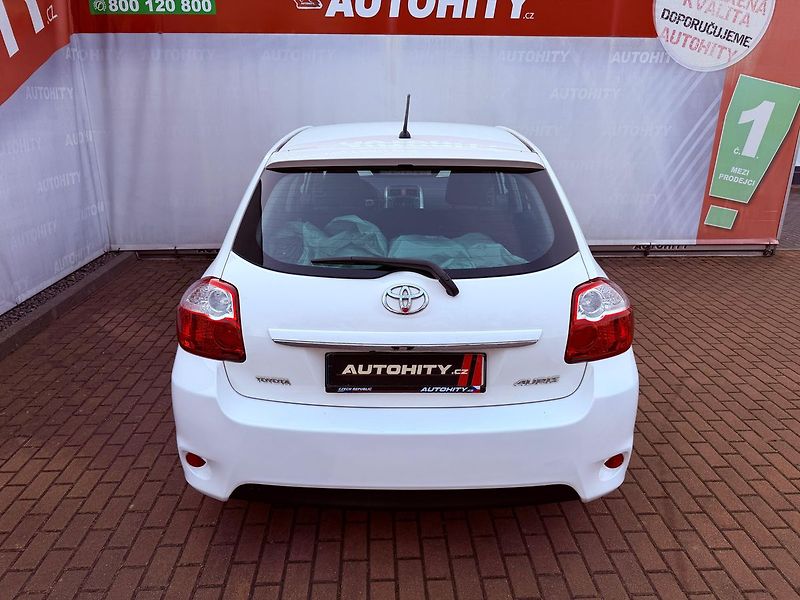 Toyota Auris 1.6 Valvematic, ČR - fotka 7 z 22
