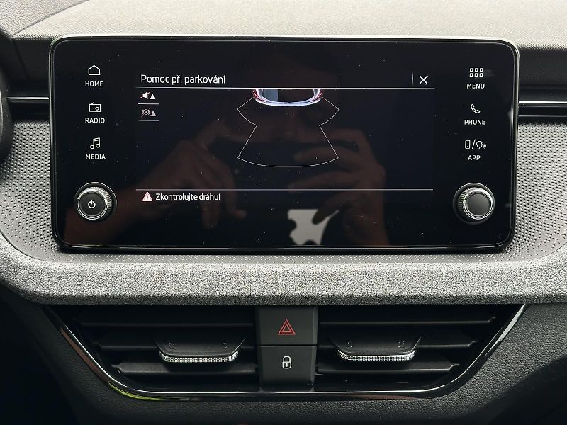 Škoda Kamiq 1.0TSi 116PS Selection 2Z.KLIM - fotka 28 z 37