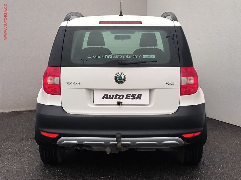 Škoda Yeti (2010) 2.0 TDI 4x4, ČR, AC, tažné - fotka 5 z 15