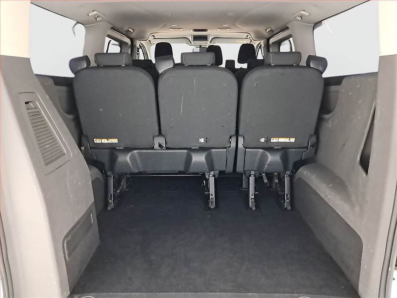 Ford Tourneo Custom (2019) Trend 2.0 EcoBlue, ČR - fotka 13 z 19