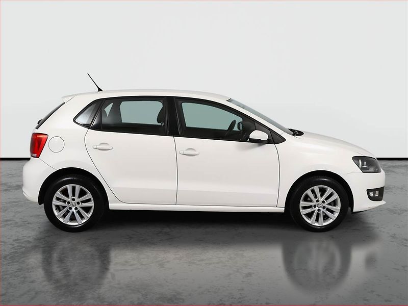 Volkswagen Polo (2013) Highline 1.2 TSI, Serv.kniha - fotka 6 z 15