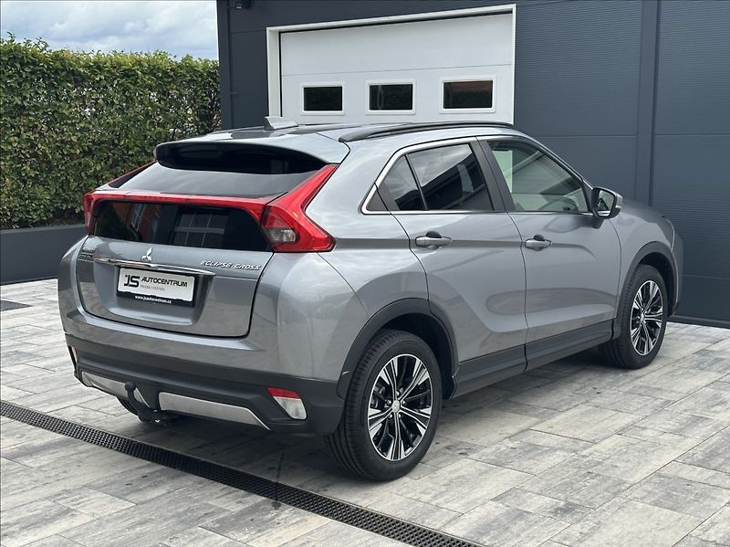 Mitsubishi Eclipse Cross 1,5 Turbo 163PS  Spirit - fotka 7 z 52