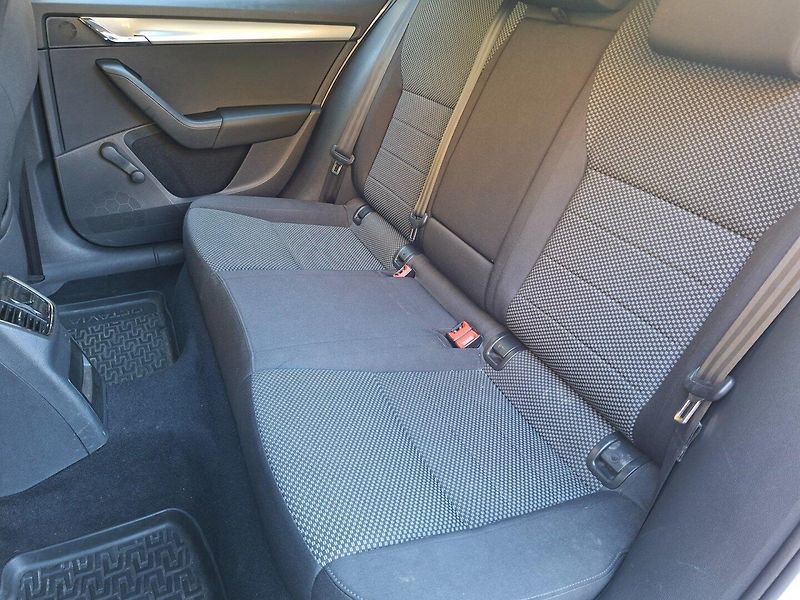 Škoda Octavia (2017) 1.6TDI 81kW -1.MAJITEL-DPH - fotka 21 z 25