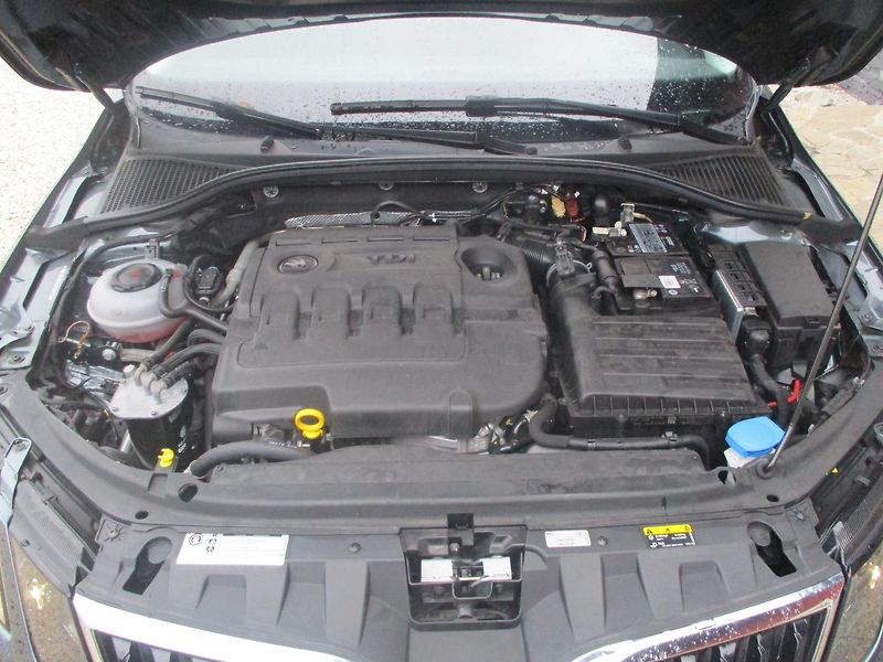 Škoda Octavia 1.6 TDi  - fotka 27 z 31
