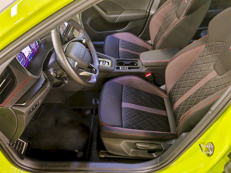 Škoda Octavia (2025) 2.0 TSI 195 kW DSG RS - fotka 24 z 33