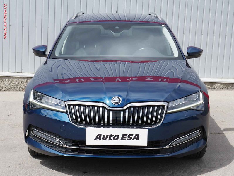 Škoda Superb (2020) 2.0TDi, Style, DSG, LED - fotka 2 z 23