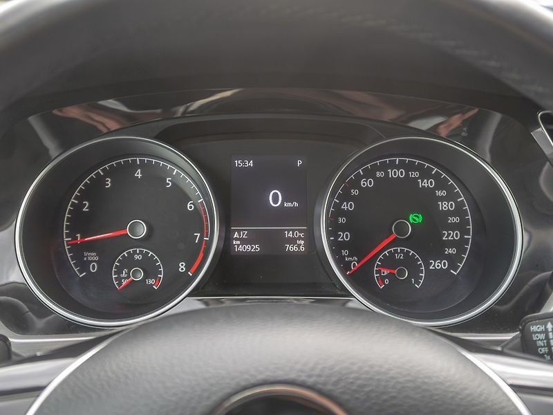 Volkswagen Touran (2019) ČR 1.5TSI 110KW DSG LED – NAVI - fotka 24 z 55