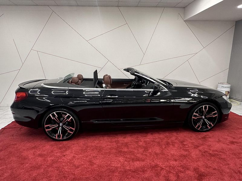 BMW Řada 6 (2014) 640d*HUD*KEYLESS*DPH*SUPR STAV - fotka 7 z 15