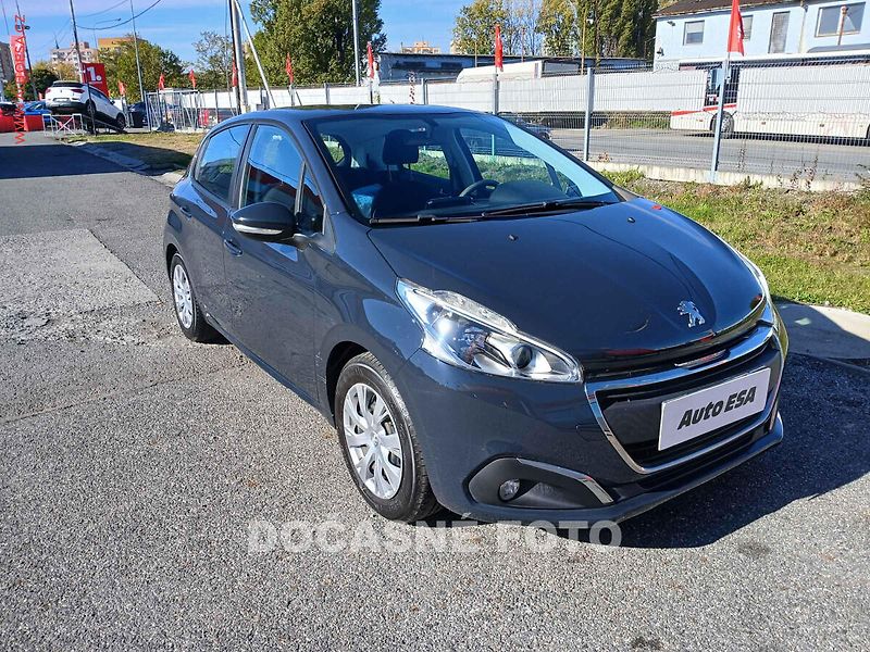Peugeot 208 (2019) 1.2PT, 1.maj,ČR, Active - fotka 1 z 3