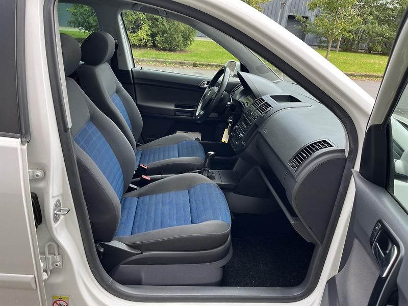 Volkswagen Polo 1,2 12V Trend / servis.kn. - fotka 20 z 33