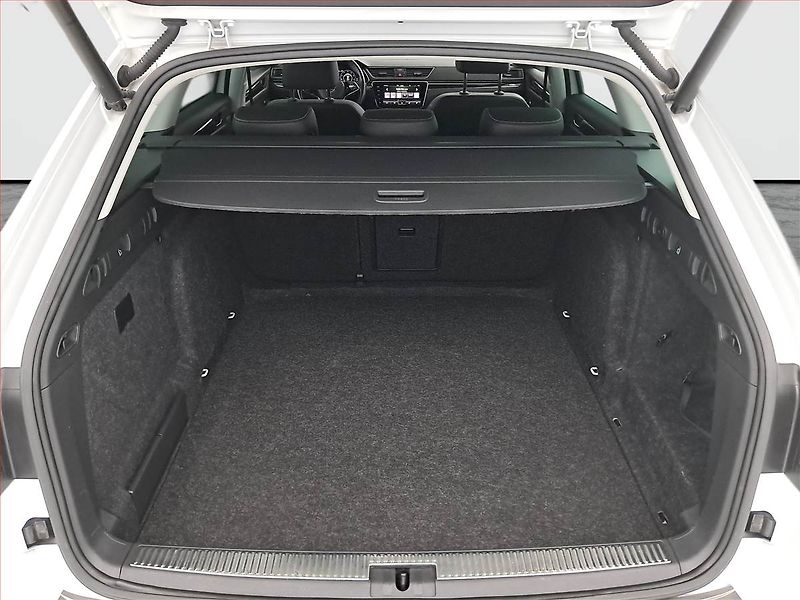 Škoda Superb (2020) Laurin&Klement 2.0 TDI - fotka 14 z 21