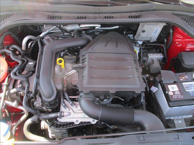 Škoda Fabia 1,0 TSI, klima,servis,DPH,CZ, - fotka 20 z 21