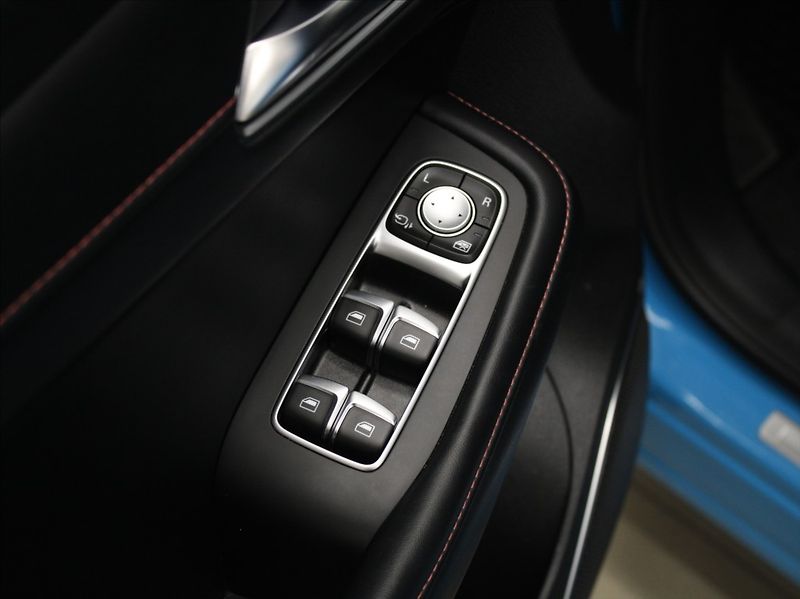 MG HS 1,5 TGI DCT Excite 7L.Zár ČR - fotka 17 z 22