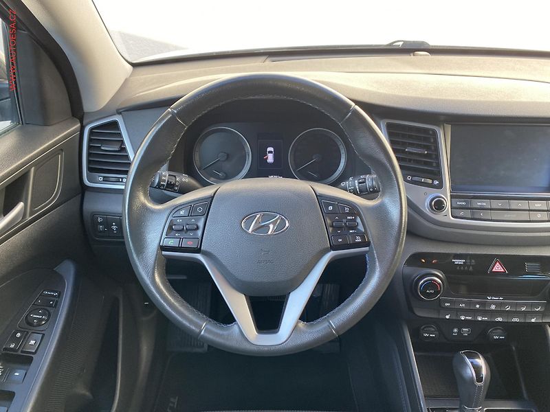 Hyundai Tucson (2016) 1.7 CRDi, AT, navi, kamera - fotka 11 z 18