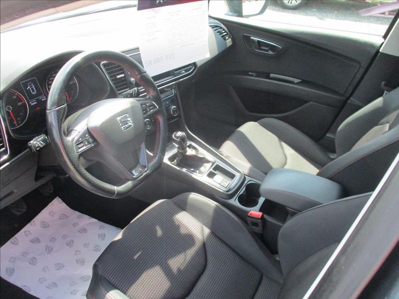 Seat Leon 1,5 TSI FR, digiklima,servis, - fotka 16 z 50