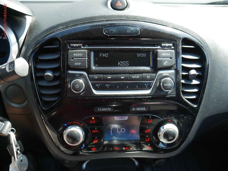 Nissan Juke (2015) 1.2i DiG-T, 2.maj,ČR, Acenta - fotka 15 z 16
